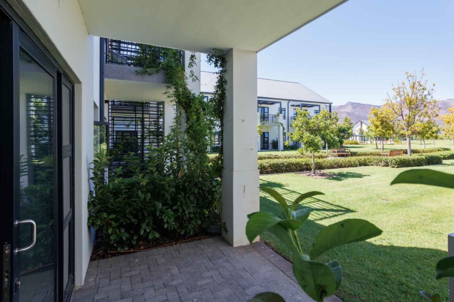 To Let 1 Bedroom Property for Rent in Val De Vie Estate Western Cape